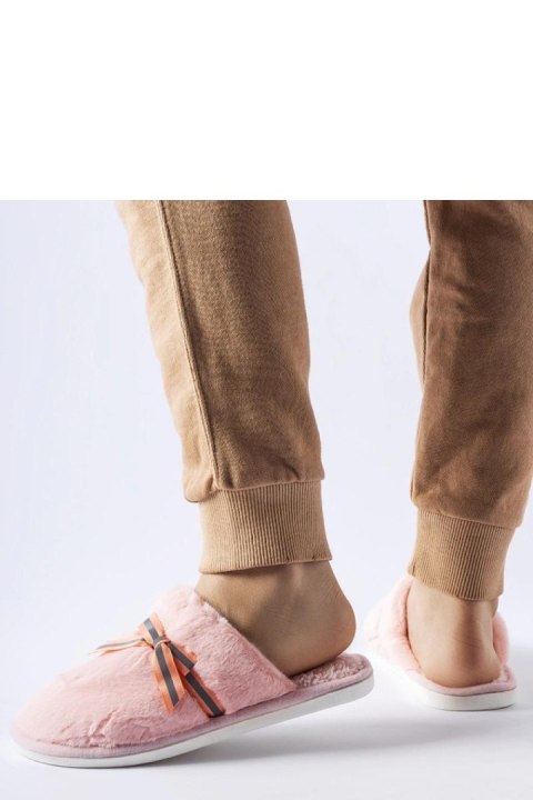 Kapcie Model Antonino 731-02 Pink - Solea