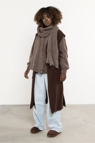 Szalik Model A758 Carmel - awama