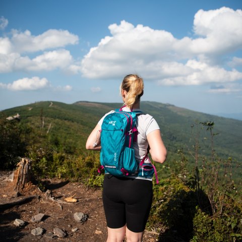 NC1950 PLECAK TURYSTYCZNY TURKUSOWY CAVER 18L NILS CAMP