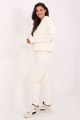 Spodnie Komplet Model MBM-KMPL-30817.17 Ecru - MBM